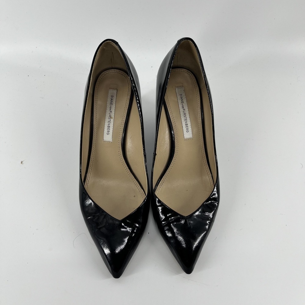 Diane Von Frustenberg Black Park Patent Leather Low Pointy Wedge Pump Size 8M